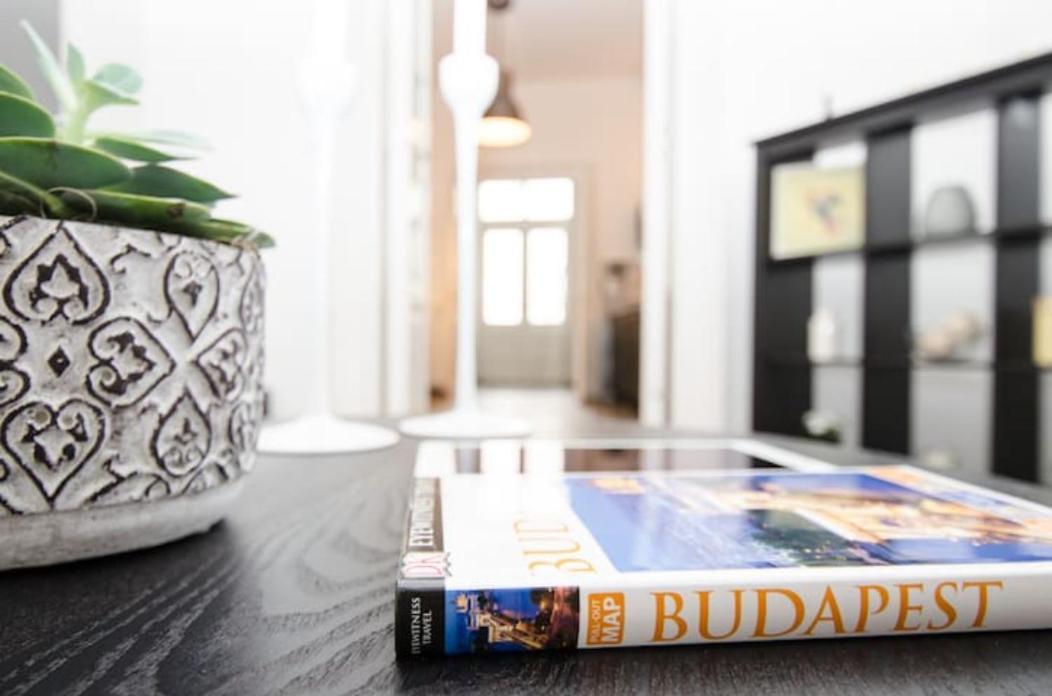 Opera Experience Apartment บูดาเปสต์ ภายนอก รูปภาพ